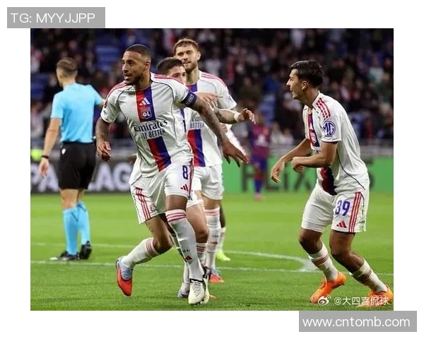 圣马洛与洛里昂的精彩对决揭示法甲新赛季的竞争格局与球队实力分析 圣马洛与洛里昂的精彩对决揭示法甲新赛季的竞争格局与球队实力分析